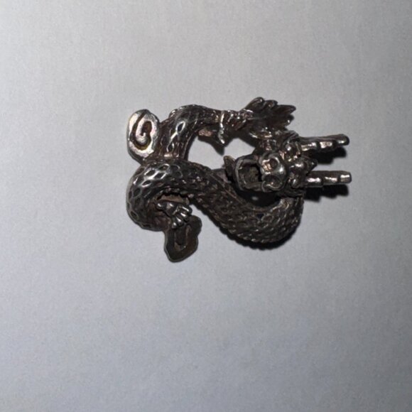 Antiqued Asian Dragon Pendant - Picture 5 of 16